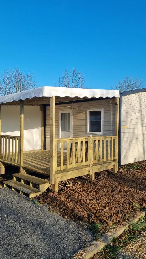 Camping Les Rives Du Lac Bois Morin Exterior photo