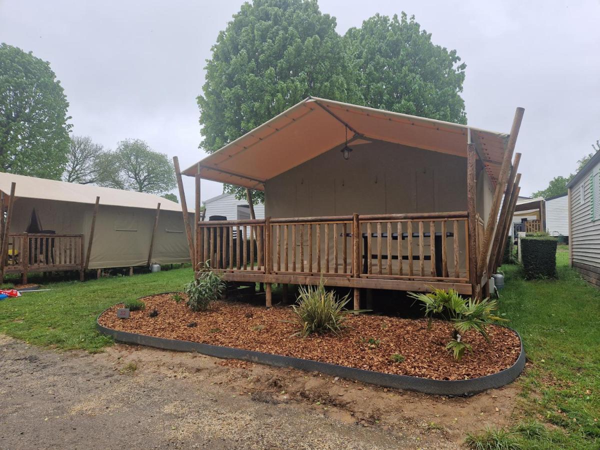 Camping Les Rives Du Lac Bois Morin Exterior photo